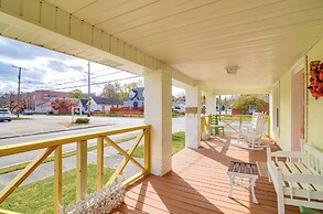 1 Mi to KFC Museum: Corbin Getaway!