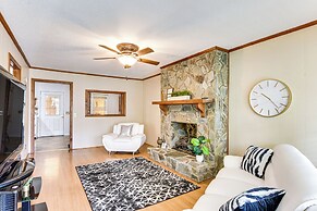 3 Mi to Dtwn: Family-friendly Sanford Home