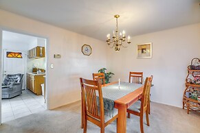 3 Mi to Mill Creek Park: Willingboro Home w/ Grill