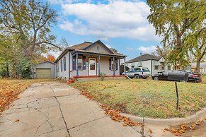 2 Mi to Dtwn: Salina Home w/ Deck & Yard