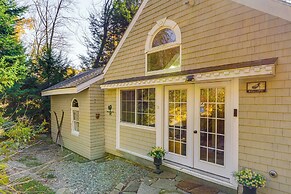 Lakefront Family Home w/ Dock in Newport!