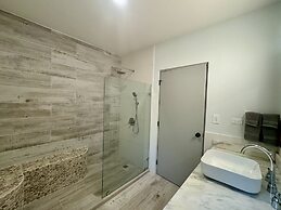 Esterillos Lote 6 Bedroom Home