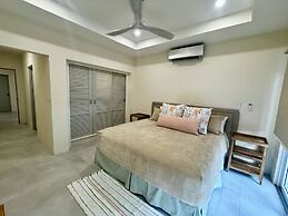 Esterillos Lote 6 Bedroom Home