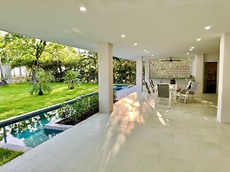 Esterillos Lote 6 Bedroom Home