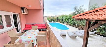 Apartments Tiffany & Prince