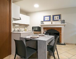 A Due Passi dal Lago