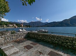 A Due Passi dal Lago