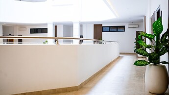 Summit Hotel and Apartments VGC
