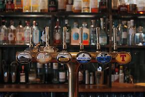 The Boars Head