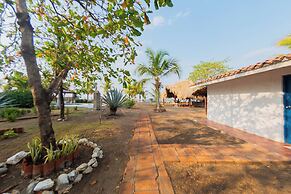 Somar Surf lodge