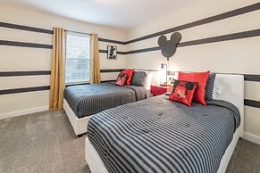 Beautiful Storey Lake Retreat Minutes From Disney