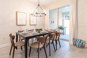 Beautiful Storey Lake Retreat Minutes From Disney