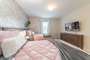 Beautiful Storey Lake Retreat Minutes From Disney