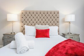 The Bradshaw - Donnini Apartments