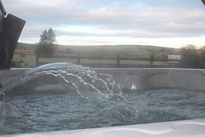 Forest View House Hot Tub Sleeps 2