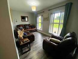 Forest View House Hot Tub Sleeps 2