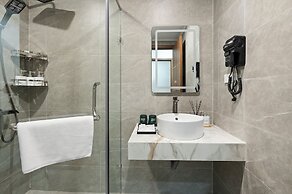 Cosmos Hotel Apartment