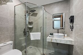 Cosmos Hotel Apartment