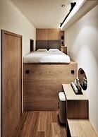 ALTHIA CAPSULE QUARTERS