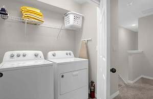 Brand New 4 Bedrooms 4bathroom At Solara Resort