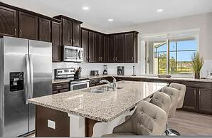 Brand New 4 Bedrooms 4bathroom At Solara Resort