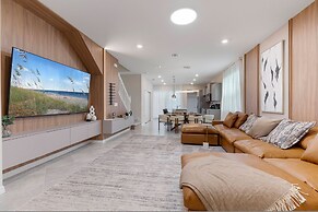 Brand New 5bedrooms At Windsor Cay