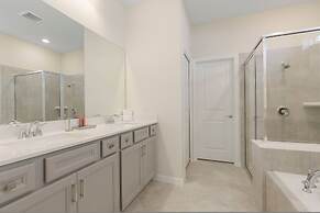 Brand New 5bedrooms At Windsor Cay