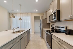 Brand New 5bedrooms At Windsor Cay