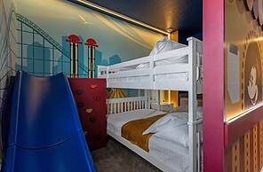 Brand NEW 8bedrooms 8bathrooms At Paradiso Grande