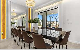 Brand NEW 8bedrooms 8bathrooms At Paradiso Grande