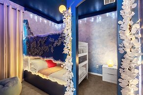 Brand NEW 9bedrooms 9bathrooms At Paradiso Grande