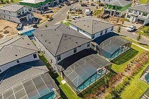 Brand NEW 9bedrooms 9bathrooms At Paradiso Grande