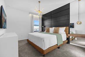 Brand NEW 9bedrooms 9bathrooms At Paradiso Grande