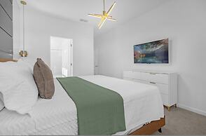 Brand NEW 9bedrooms 9bathrooms At Paradiso Grande