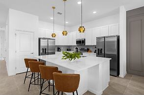 Brand NEW 9bedrooms 9bathrooms At Paradiso Grande