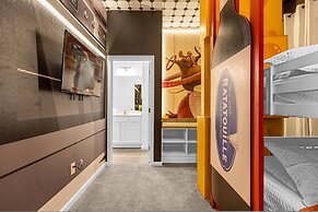 Brand NEW 9bedrooms At Paradiso Grande