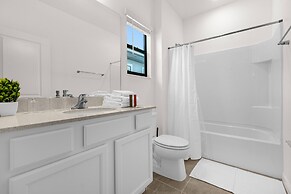 Brand NEW 9bedrooms At Paradiso Grande