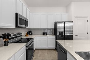 Brand NEW 9bedrooms At Paradiso Grande