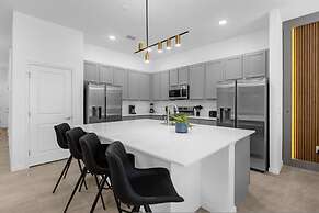 2024 Brand NEW 9bdrs 9baths At Paradiso Grande