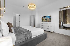 2024 Brand NEW 9bdrs 9baths At Paradiso Grande