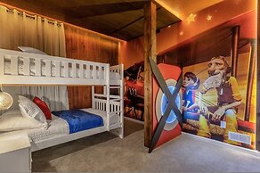 2024 Brand NEW 9bdrs 9baths At Paradiso Grande