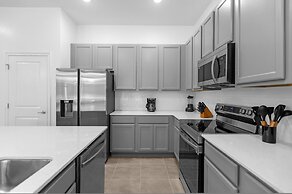 2024 Brand NEW 9bdrs 9baths At Paradiso Grande