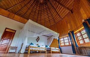 Kibale Tourist Safari Lodge