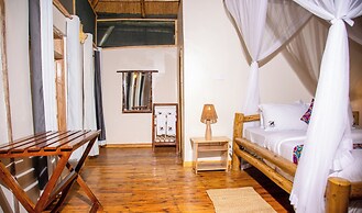Kibale Tourist Safari Lodge