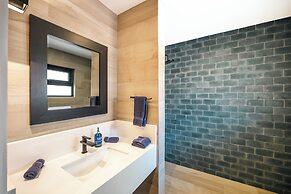 Reunion Wellness Resort & Retreats