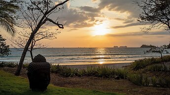 Reunion Hotel and Wellness Center