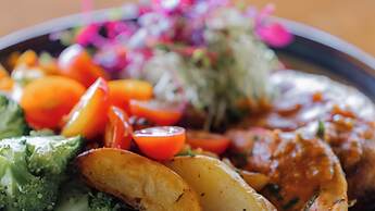 Reunion Hotel and Wellness Center