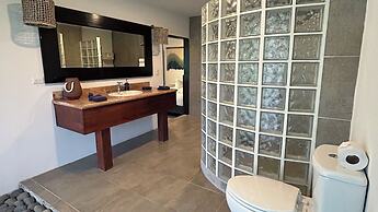 Reunion Hotel and Wellness Center