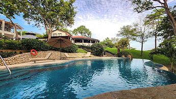 Reunion Hotel and Wellness Center