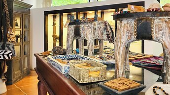 Reunion Hotel and Wellness Center